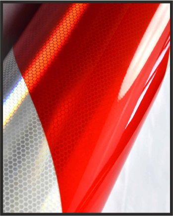 Folia odblaskowa stosowana w znakach drogowych